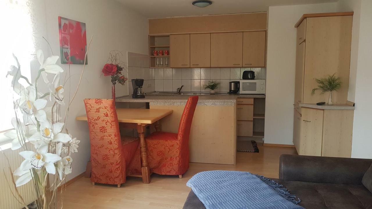 Pension Moserhaus 하르부르크 외부 사진
